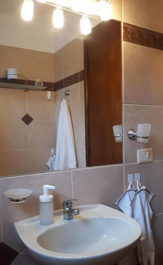 Comoda casa con inmejorable ubicación y servicios Villa Fray Bentos Exterior foto